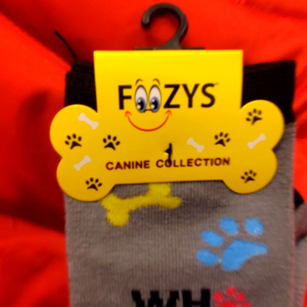 WHO RESCUED WHO SOCKS π π π¦ - Picture 4 of 5